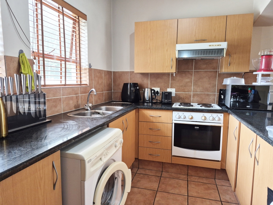1 Bedroom Property for Sale in Waverley Gauteng