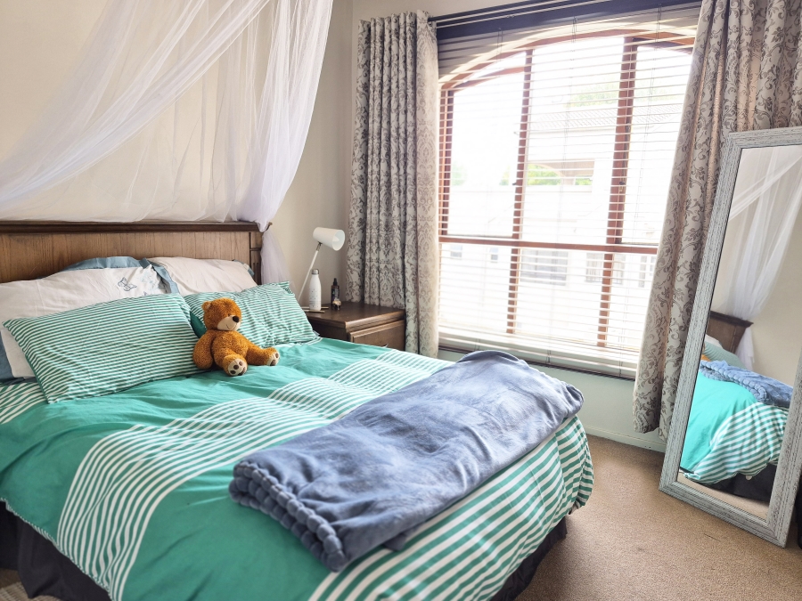 1 Bedroom Property for Sale in Waverley Gauteng