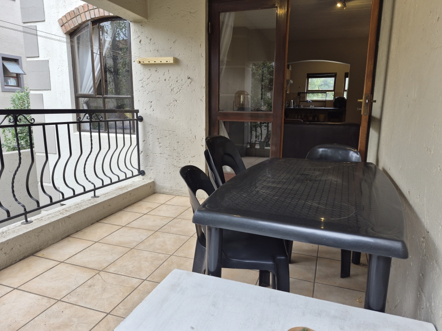 1 Bedroom Property for Sale in Waverley Gauteng