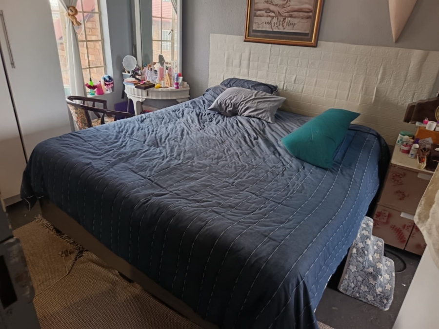 4 Bedroom Property for Sale in South Crest Gauteng