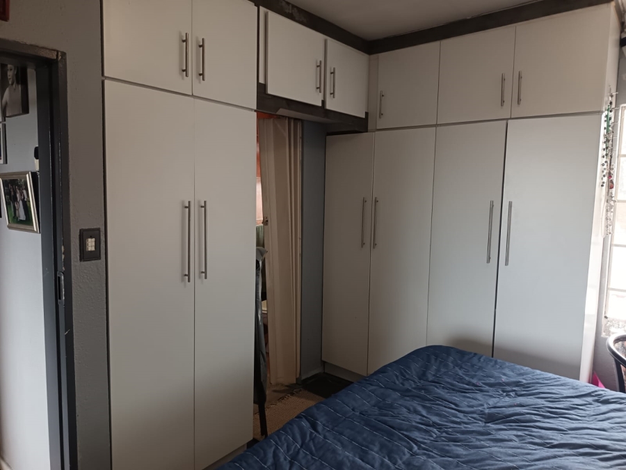 4 Bedroom Property for Sale in South Crest Gauteng