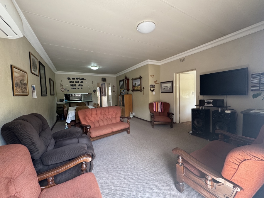 2 Bedroom Property for Sale in South Crest Gauteng