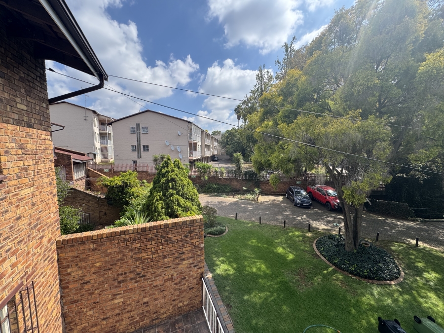 2 Bedroom Property for Sale in South Crest Gauteng