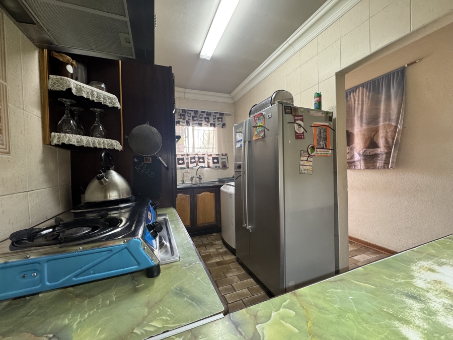 2 Bedroom Property for Sale in South Crest Gauteng