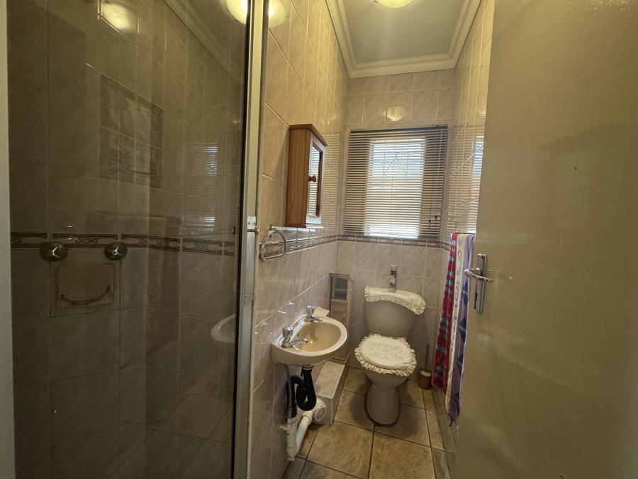 2 Bedroom Property for Sale in South Crest Gauteng
