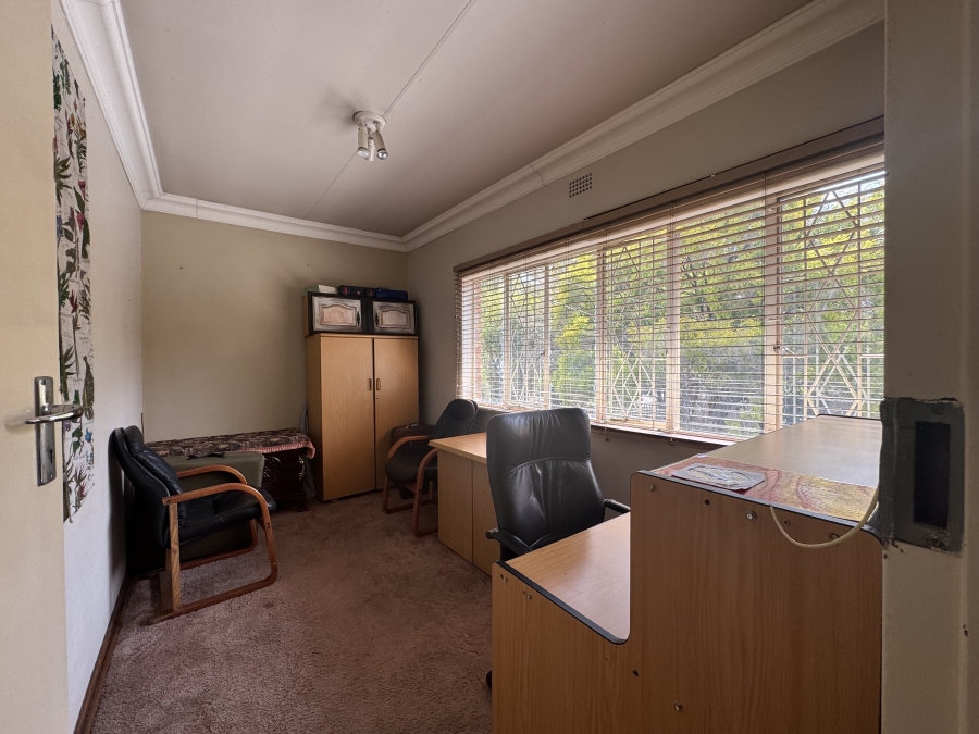 2 Bedroom Property for Sale in South Crest Gauteng