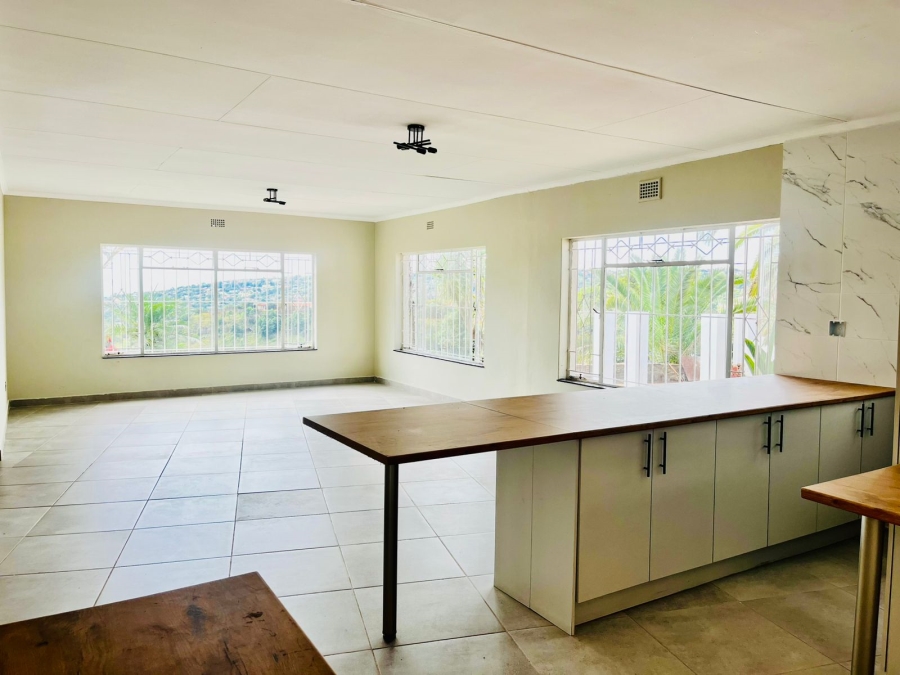 4 Bedroom Property for Sale in Roodekrans Gauteng