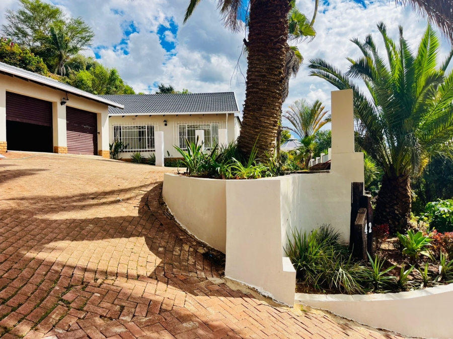 4 Bedroom Property for Sale in Roodekrans Gauteng
