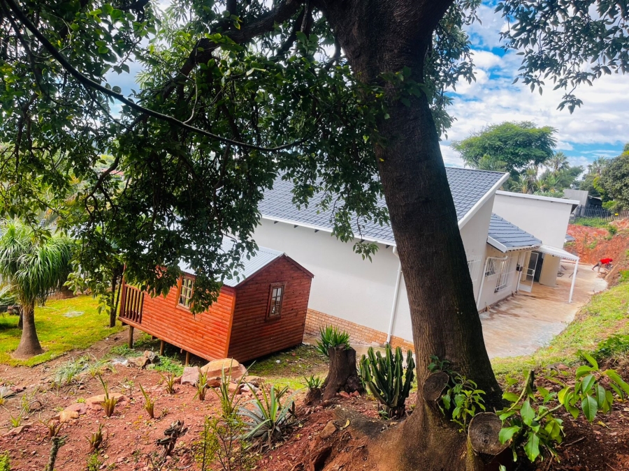 4 Bedroom Property for Sale in Roodekrans Gauteng