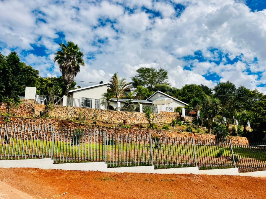 4 Bedroom Property for Sale in Roodekrans Gauteng