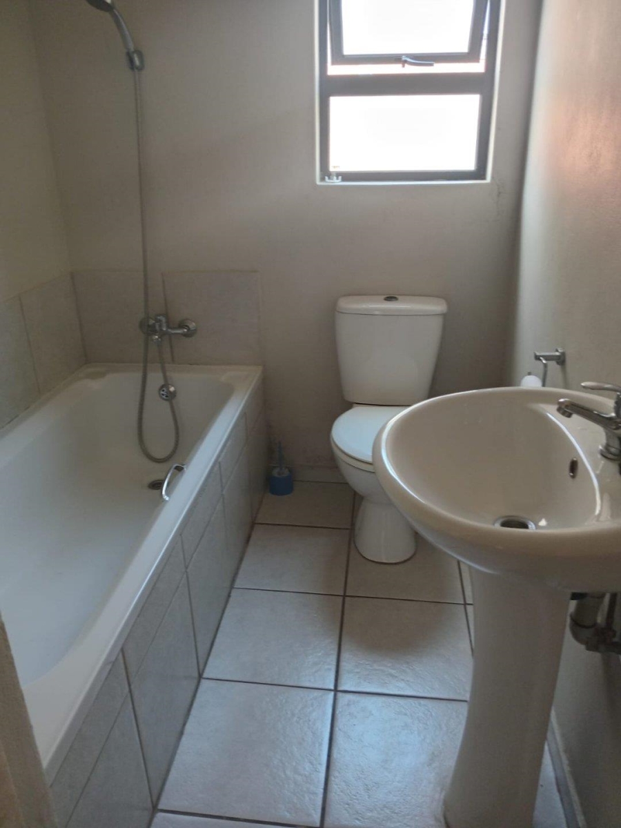 3 Bedroom Property for Sale in Brakpan Central Gauteng