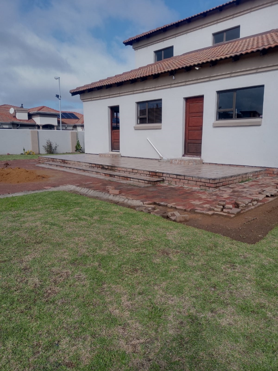 5 Bedroom Property for Sale in Vanderbijlpark SE 8 Gauteng