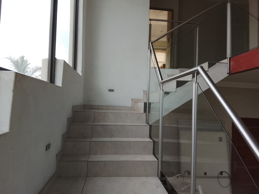 5 Bedroom Property for Sale in Vanderbijlpark SE 8 Gauteng