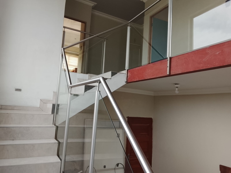 5 Bedroom Property for Sale in Vanderbijlpark SE 8 Gauteng