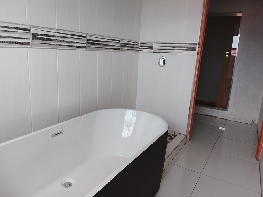 5 Bedroom Property for Sale in Vanderbijlpark SE 8 Gauteng