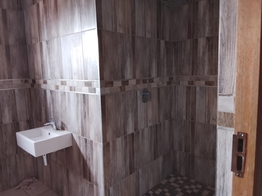 5 Bedroom Property for Sale in Vanderbijlpark SE 8 Gauteng