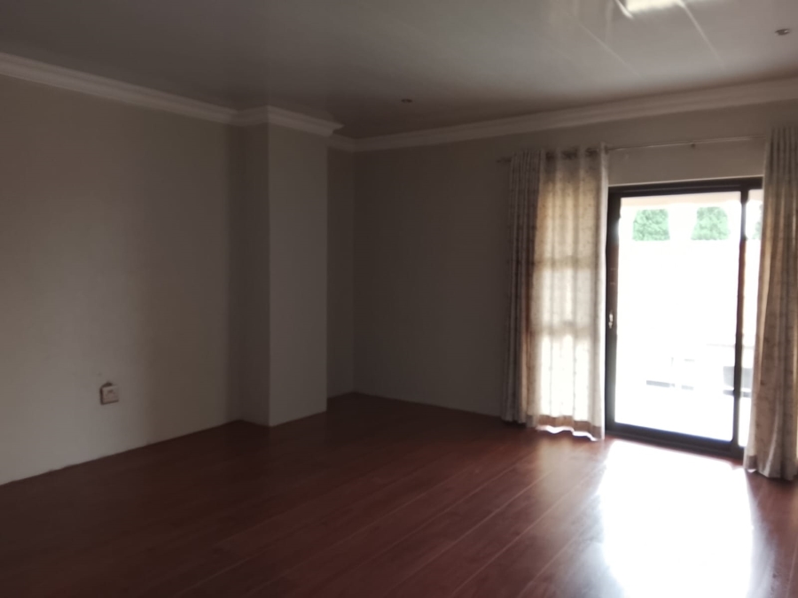 5 Bedroom Property for Sale in Vanderbijlpark SE 8 Gauteng