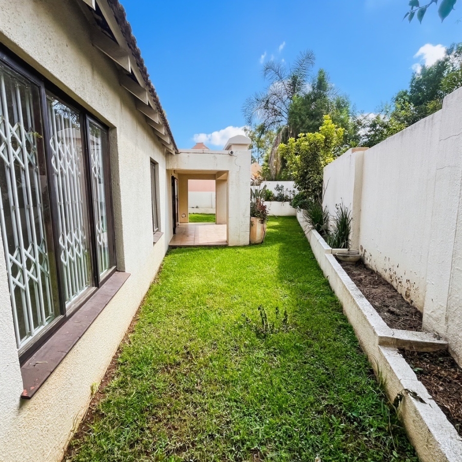 3 Bedroom Property for Sale in Douglasdale Gauteng