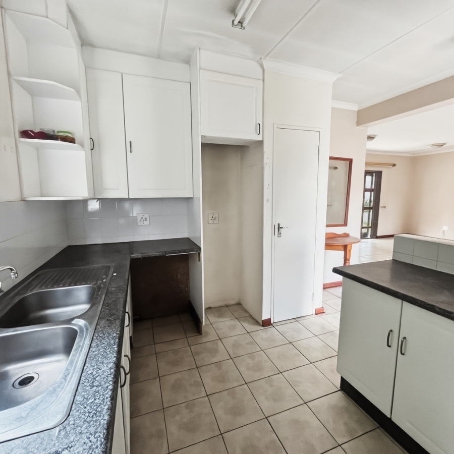 3 Bedroom Property for Sale in Douglasdale Gauteng