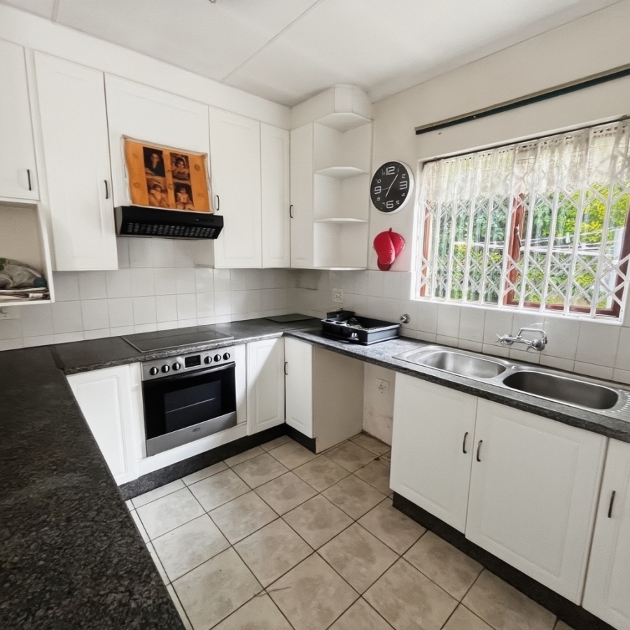 3 Bedroom Property for Sale in Douglasdale Gauteng