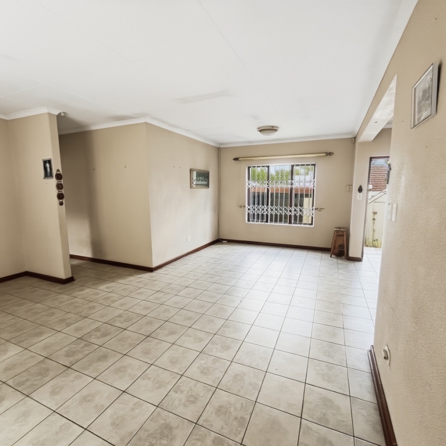 3 Bedroom Property for Sale in Douglasdale Gauteng