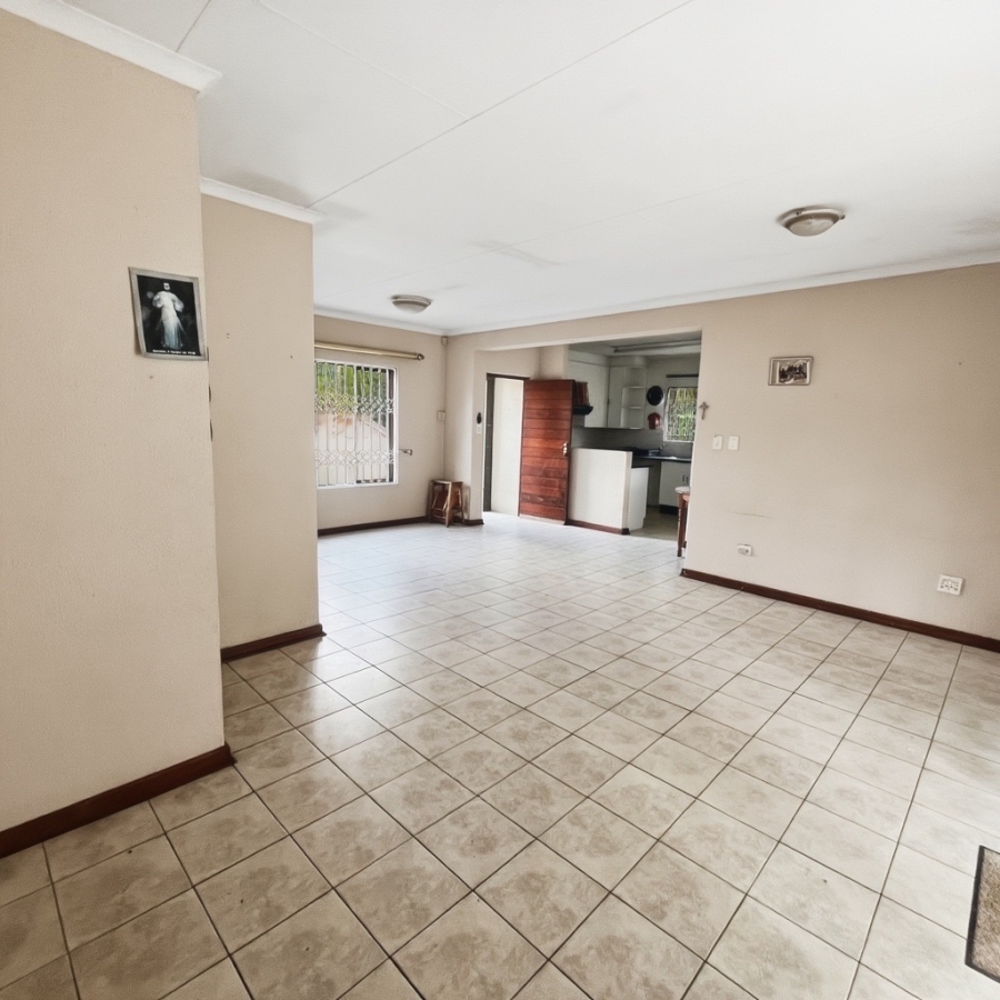 3 Bedroom Property for Sale in Douglasdale Gauteng