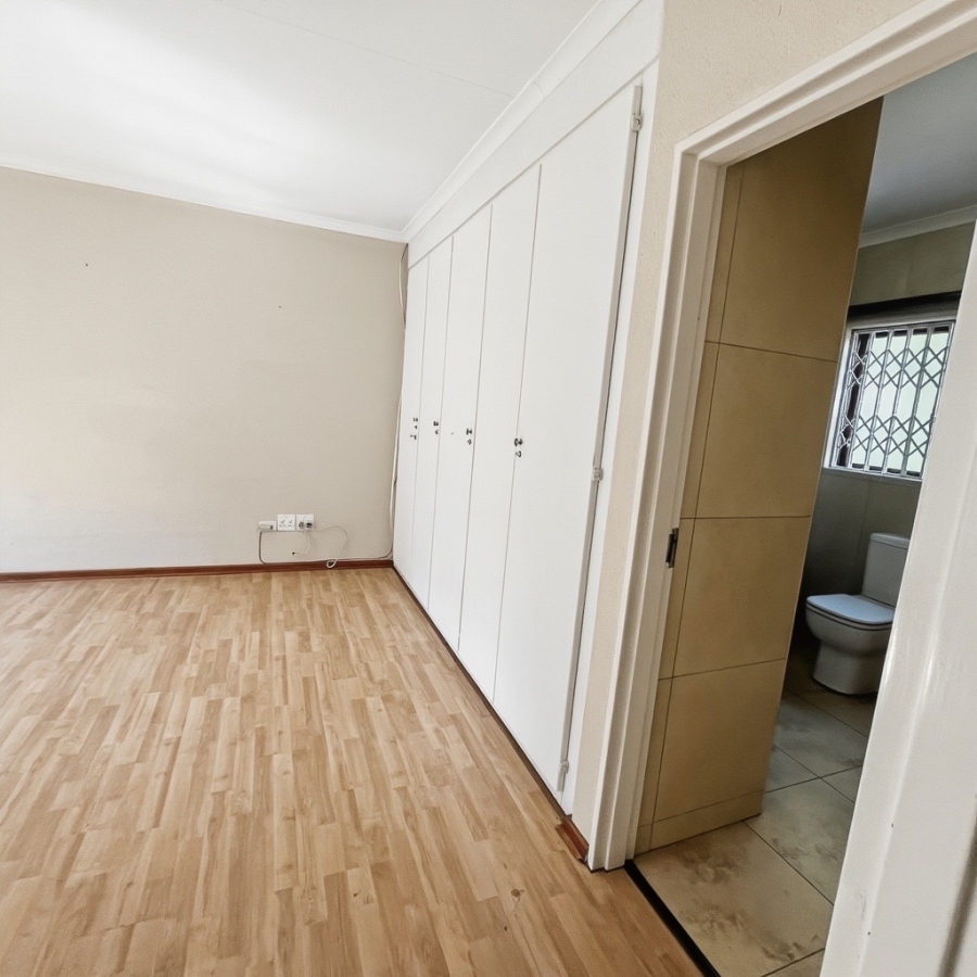 3 Bedroom Property for Sale in Douglasdale Gauteng