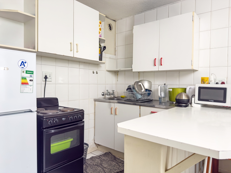 1 Bedroom Property for Sale in Hatfield Gauteng