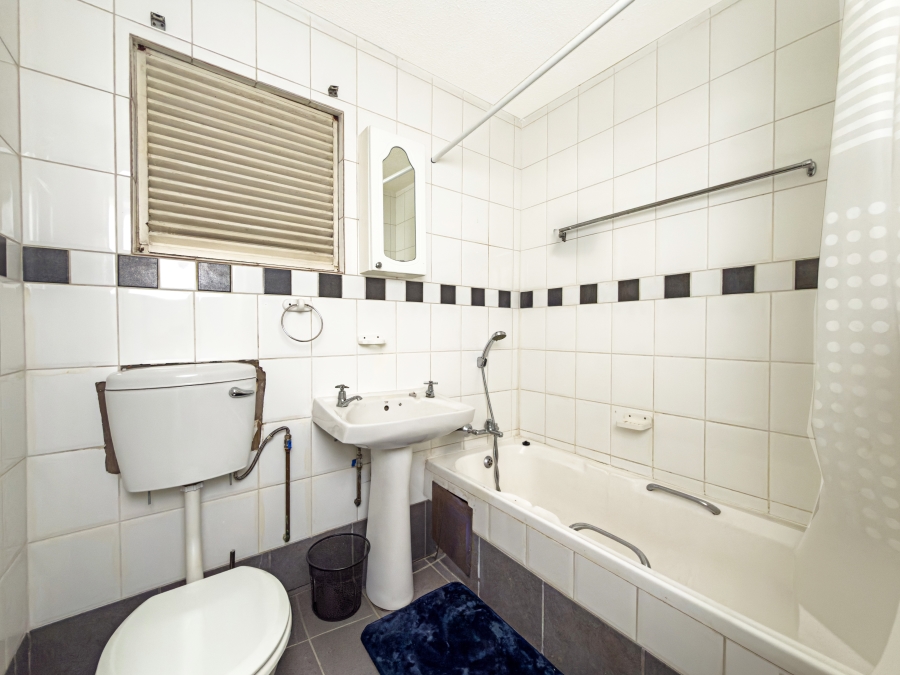 1 Bedroom Property for Sale in Hatfield Gauteng