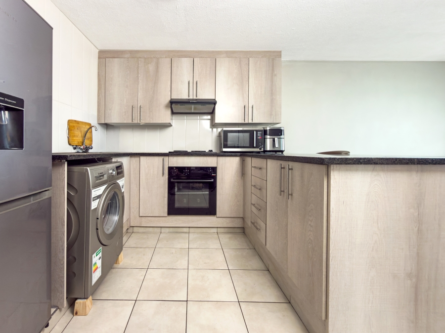 1 Bedroom Property for Sale in Hatfield Gauteng