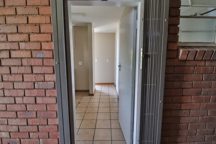 1 Bedroom Property for Sale in Hatfield Gauteng
