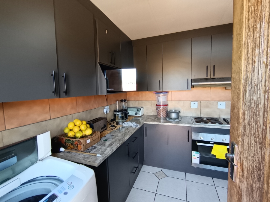 3 Bedroom Property for Sale in Brackendowns Gauteng