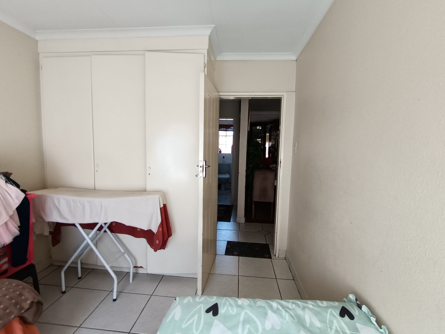 3 Bedroom Property for Sale in Brackendowns Gauteng