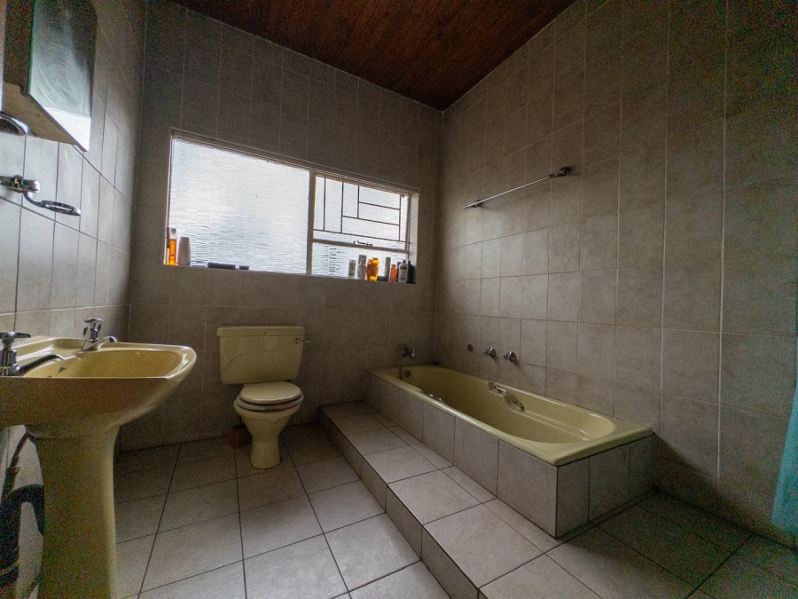 4 Bedroom Property for Sale in Brakpan Central Gauteng