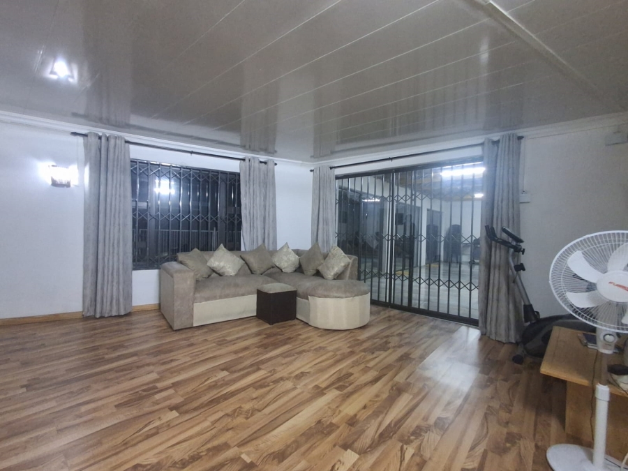 3 Bedroom Property for Sale in Falcon Ridge Gauteng