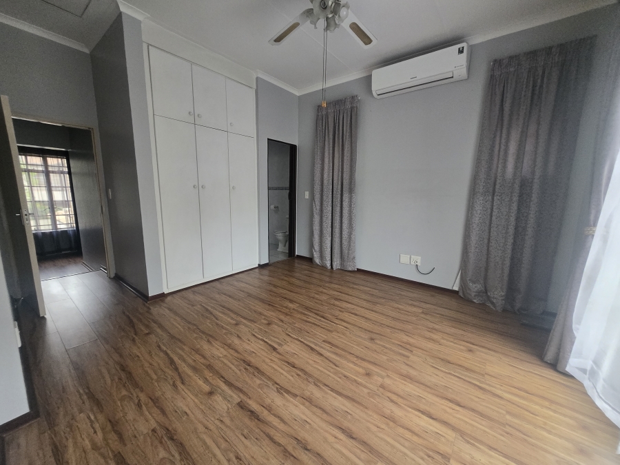 3 Bedroom Property for Sale in Eldoraigne Gauteng