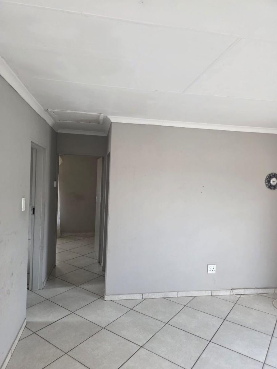2 Bedroom Property for Sale in Pretoria West Gauteng