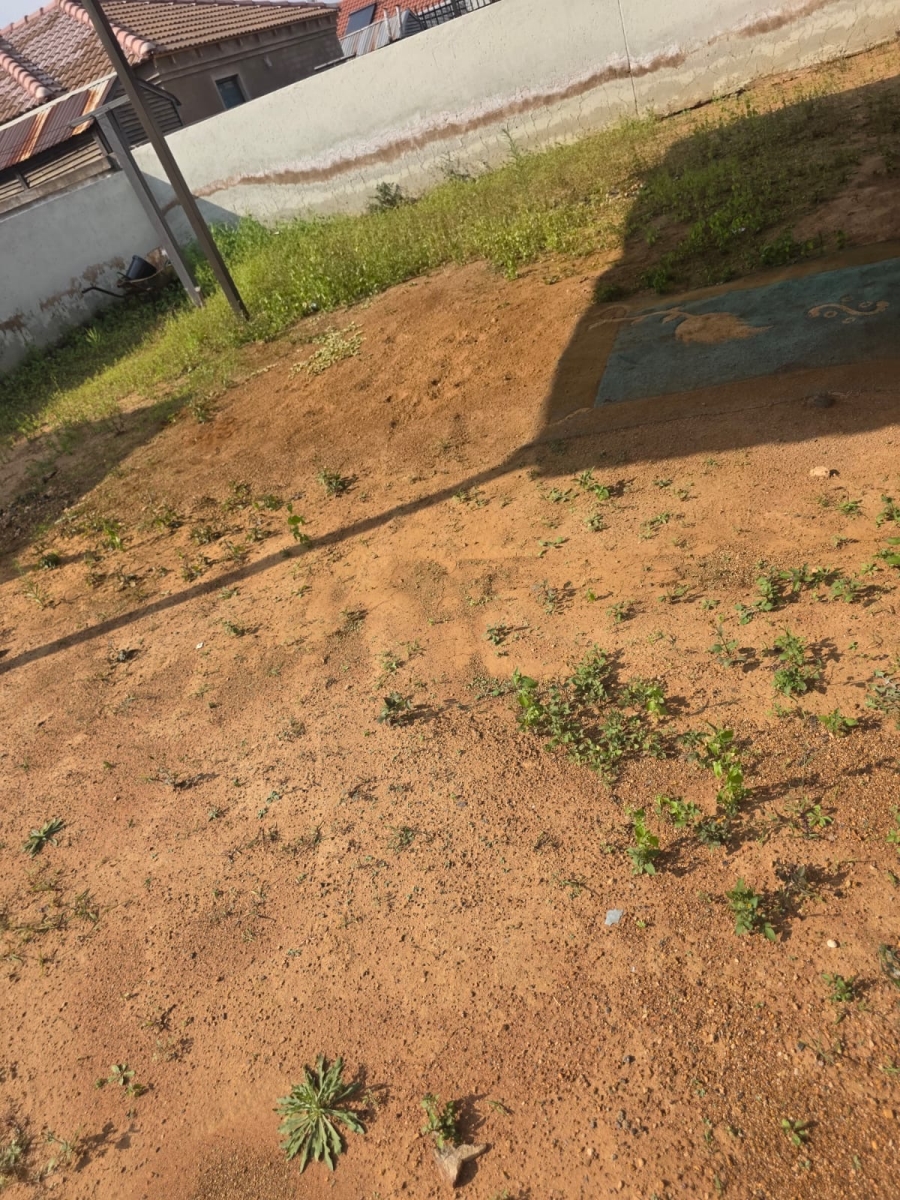 2 Bedroom Property for Sale in Pretoria West Gauteng