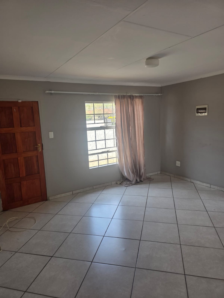 2 Bedroom Property for Sale in Pretoria West Gauteng