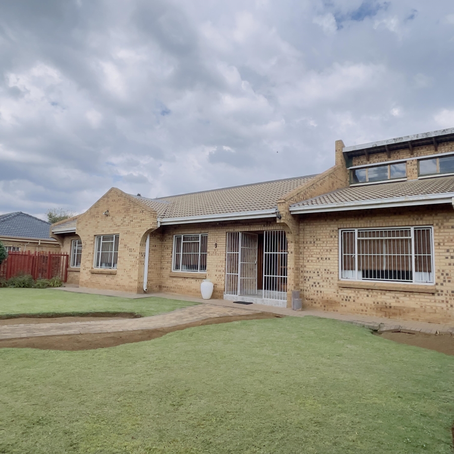 4 Bedroom Property for Sale in Bester Gauteng