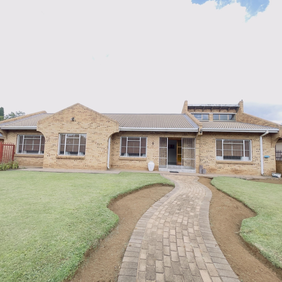 4 Bedroom Property for Sale in Bester Gauteng