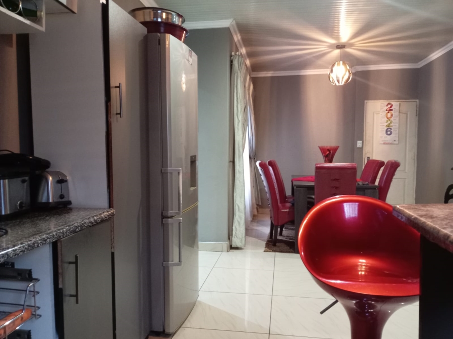 3 Bedroom Property for Sale in Mahube Valley Gauteng