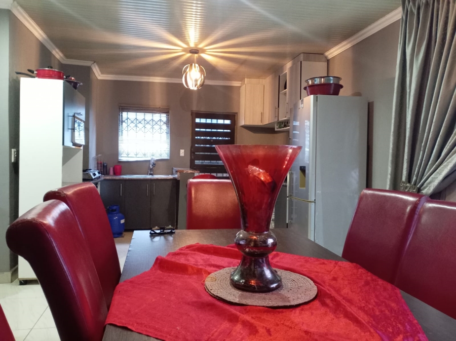 3 Bedroom Property for Sale in Mahube Valley Gauteng