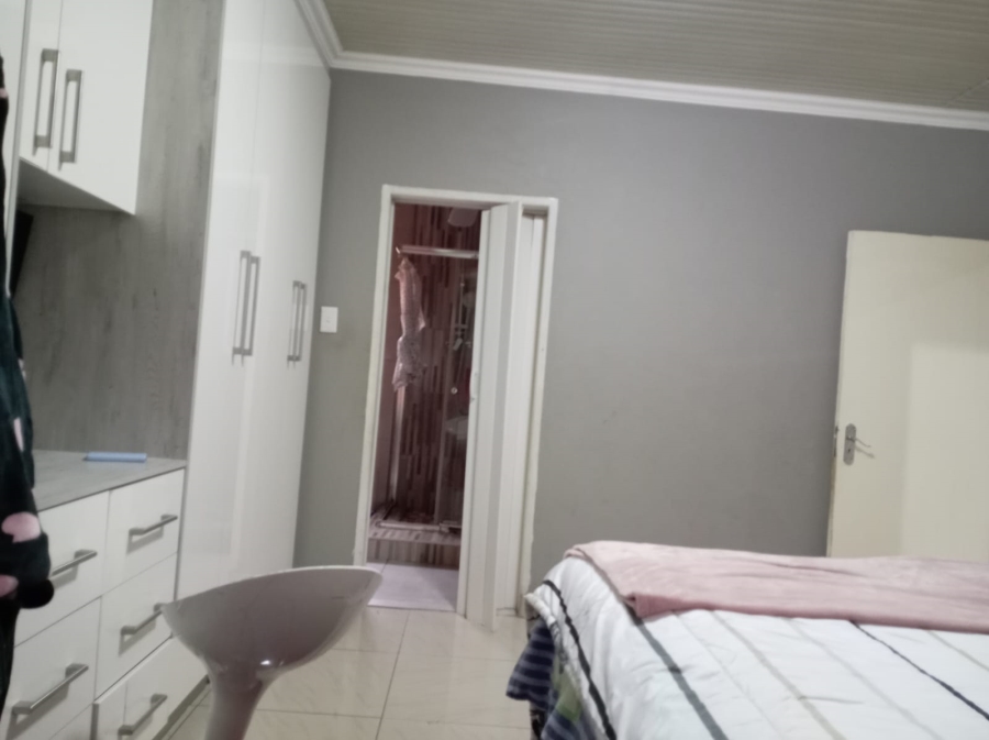 3 Bedroom Property for Sale in Mahube Valley Gauteng
