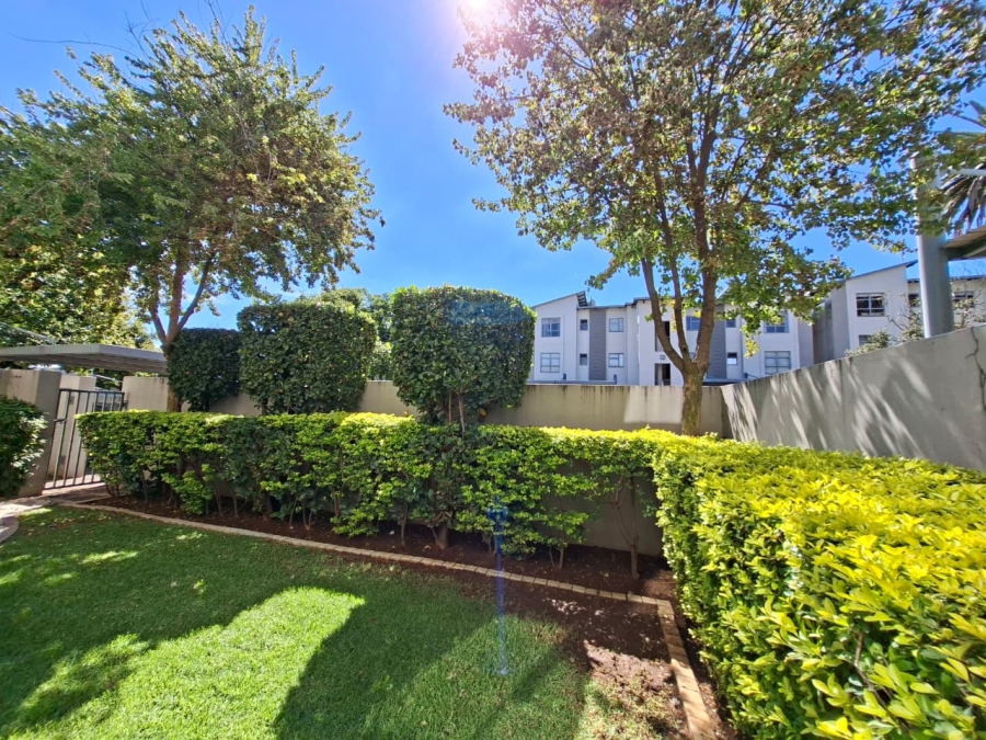 To Let 2 Bedroom Property for Rent in Wendywood Gauteng