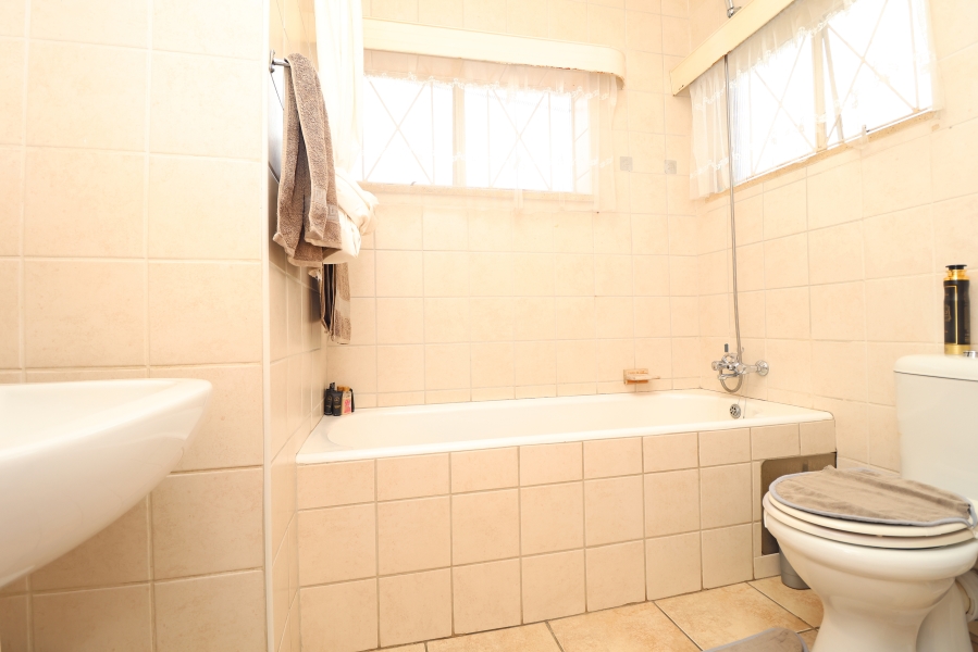 3 Bedroom Property for Sale in Blackheath Gauteng