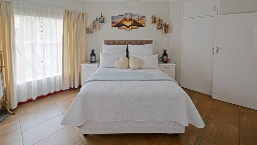2 Bedroom Property for Sale in Edleen Gauteng