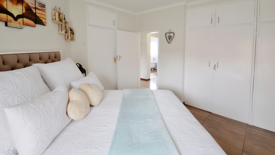 2 Bedroom Property for Sale in Edleen Gauteng