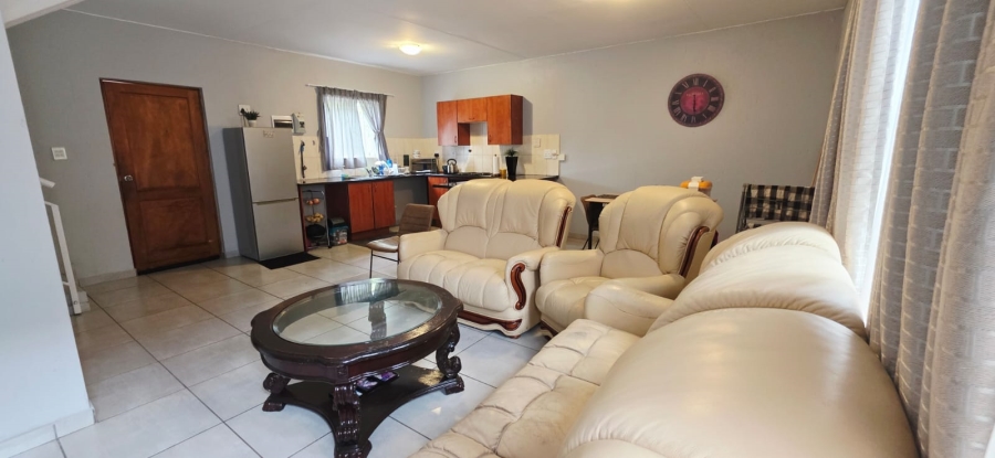 2 Bedroom Property for Sale in Greenstone Hill Gauteng