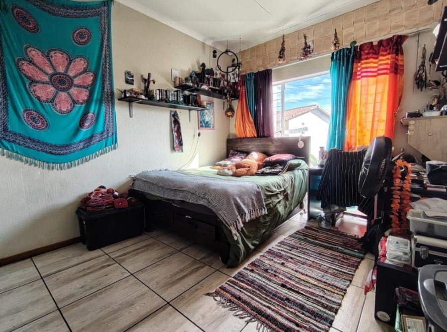 2 Bedroom Property for Sale in Sunnyrock Gauteng